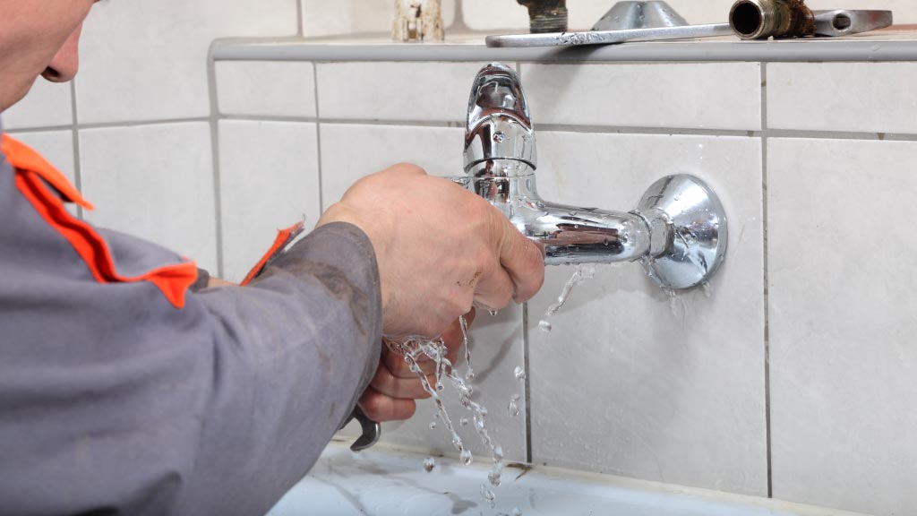 Reparación de tuberías dañadas